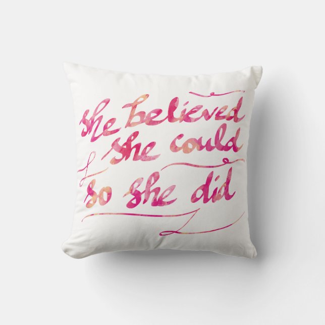 Meisjes Waterverf Roze schreef dat ze Typografie s Kussen (Voorkant)