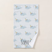 Meisjes Whimsical Rainbow Narwhal Cartoon Naam Kin Bad Handdoek (Handdoek)