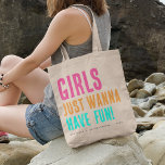 Meisjes willen gewoon een Canvas tas met Fun Bache<br><div class="desc">Fun trendy Girly Bachelorette Canvas tas. Het ontwerp kenmerkt de tekst "GIRLS NET WANNA VERZET",  de bruidsnaam en het jaar.</div>