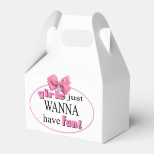 Meisjes willen gewoon plezier hebben. bedankdoosjes