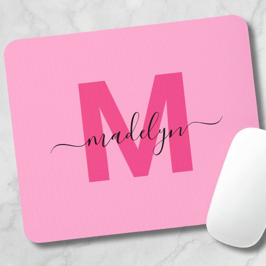 Meisjesachtige Roze Monogram Naam in Scriptlettert Muismat