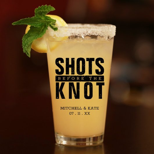 Meisjesavond voor het huwelijk: shots voor de knoo glas