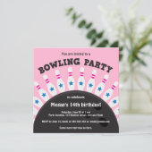 Meisjesbowlingpartij nodigt uit met roze tinten kaart (Staand voorkant)