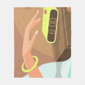 Meisjeshand die de alarmklok aandrukt fleece deken (Voorkant)