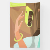 Meisjeshand die de alarmklok aandrukt spandoek (Verticaal)