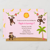 Meisjesmonkeying rond 7x5 Uitnodiging (Voorkant / Achterkant)