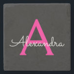 Meisjesmonogram naam van hot-roze zwart script stenen onderzetter<br><div class="desc">Zwart en Hot Roze Eenvoudig Script Monogram Naam Stone Tegel. Dit maakt het perfecte afstuderen,  lieve 16 jarige,  bruiloft,  vrijgezellenfeest,  jubileum,  baby shower of vrijgezellenfeest cadeau voor iemand die houdt van glamoureuze en chique stijlen.</div>
