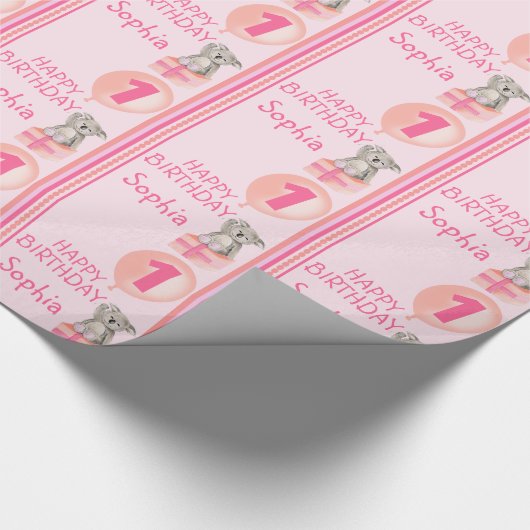 Meisjesnaam leeftijd schattige koala-verjaardagsba cadeaupapier (Hoek)