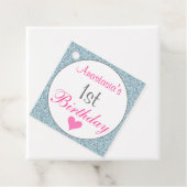 Meisjesroze en lichtblauw glitter 1e verjaardag bedankjes labels (In situ)