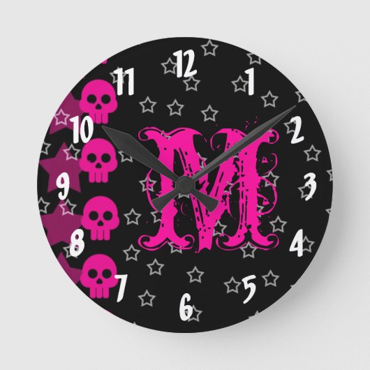 Meisjesschedel EMO Punk Monogram Initiaal wandklok (Voorkant)