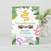 Meisjesslang reptieluitnodiging kaart (Staand voorkant)