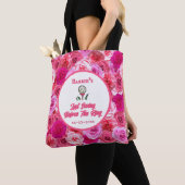 Meisjesuitstap Golf Bruidsfeest Pink Bloemmotief Tote Bag (Dichtbij)