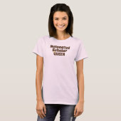 Melanated Scholar Queen T-Shirt (Voorkant volledig)