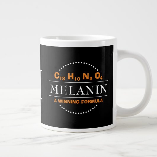 MELANIN Winning Formula Monogram Grote Koffiekop (Rechts)