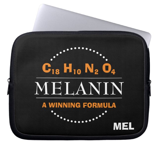 MELANIN Winning Formula Monogram Laptop Sleeve (Voorkant)