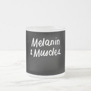 Melanine en Muscles Black zijn prachtig vormgegeve Matglas Koffiemok