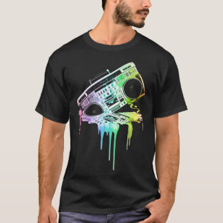 Melding van Boombox (, vervormde look) Essentia T-shirt