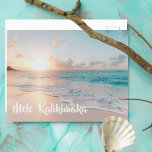 Mele Kalikimaka Beauful Beach Kerstmis Feestdagenkaart<br><div class="desc">Deze  briefkaarten voor kerstmis aan de oeverzijde hebben een prachtige kustkappe bij zonsopgang met een mooie typografie die Mele Kalikimaka leest. Een leuke Hawaiiaanse manier om vrolijk kerstfeest in stijl te zeggen. Breng me naar het strand deze vakantie.</div>