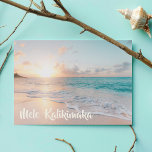 Mele Kalikimaka Beauful Beach Kerstmis Feestdagenkaart<br><div class="desc">Deze  kerstkaarten voor de kust zijn voorzien van een prachtige kustkapper op zonsopgang met een mooie typografie die Mele Kalikimaka leest. Een leuke Hawaiiaanse manier om vrolijk kerstfeest in stijl te zeggen. Breng me naar het strand deze vakantie.</div>