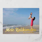 Mele Kalikimaka Chic Gold Script Beach Foto Folie Feestdagenkaart (Voorkant)