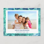 MELE KALIKIMAKA HAWAÏAN TROPICAL BEACH FOTO FEESTDAGENKAART<br><div class="desc">Blue and Green Turquoise incandescent Faux Foil MELE KALIKIMAKA - Merry Kerstmis Hawaiian Tropical Palm Leaf Family Foto Kerstfeestdag. Het afbeelding en de familienaam kunnen worden vervangen op deze eenvoudige strandkaart of kerstpasfoto voor de kustvakantie.</div>