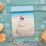 Mele Kalikimaka Hawaiian Holiday Fotokaart Feestdagenkaart<br><div class="desc">Deze Hawaiian vakantiefoto-kaart bevat een wit retro-geïnspireerd script dat "Mele Kalikimaka" op een volledige verticale foto zegt. Op de achterkant is een eenvoudig rood en wit diagonaal streeppatroon. U kunt het patroon verwijderen en een andere foto of extra tekst toevoegen...  Klik in het vervolgkeuzemenu op "Pas verder aan".</div>