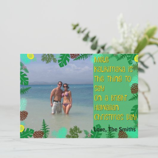Mele Kalikimaka | Tropical Beach Christmas Kaart (Staand voorkant)