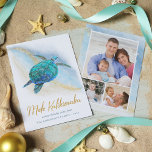 Mele Kalikimaka Zee Turtle Beach Coastal 3 Foto Feestdagenkaart<br><div class="desc">Deze Hawaiiaanse kerstkaart met kustthema heeft een waterverf turquoise blauwe zeeen schildpad op een abstracte achtergrond van het strand met een faux gouden glittergolf en een gouden Mele Kalikimaka. Op de achterkant zijn 3 fotosjablonen om de kaarten eenvoudig te personaliseren met uw favoriete familiefoto's. Bekijk het collectie voor meer overeenkomende...</div>