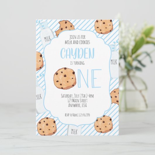 Melk en koekjes blauwe jongen eerste verjaardag kaart (Staand voorkant)