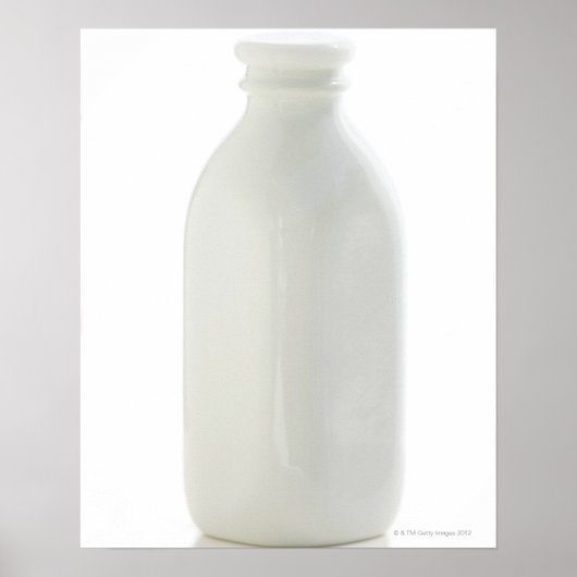 Melkfles op witte achtergrond poster (Voorkant)
