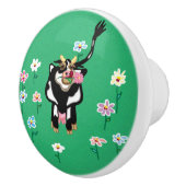 Melkhoudende koe in een bloementveld keramische knop (Rechts)