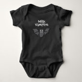 MELKVAMPIRE BBT-BABY ROMPER (Voorkant)