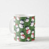 Mellow Snowmen - Kerstrood op groen patroon. Koffiemok (Voorkant links)