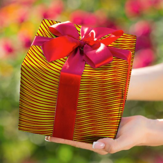 Melted Gold-effect Moiré Stripes - Abstract Trippy Cadeaupapier