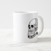 Memento mori grote koffiekop (Voorkant rechts)