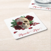 Memento Mori. Schedel met rode rozen Kartonnen Onderzetters (Schuin)