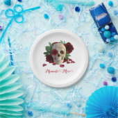 Memento Mori. Schedel met rode rozen Papieren Bordje (Feest)