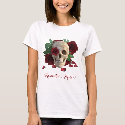 Memento Mori. Schedel met rode rozen T-shirt (Voorkant)
