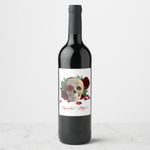 Memento Mori. Schedel met rode rozen Wijn Etiket