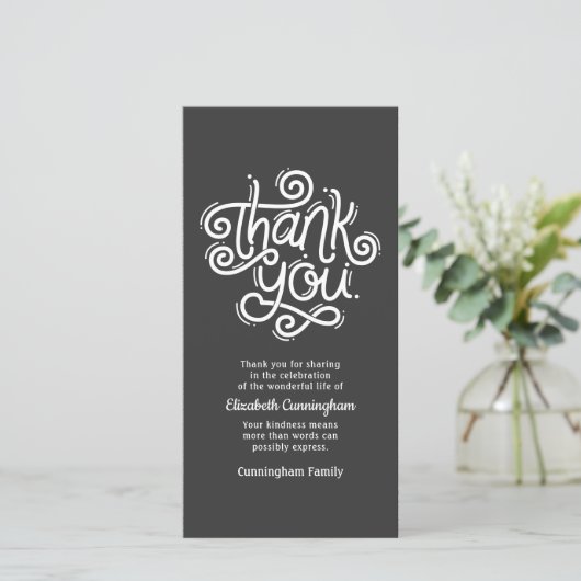 Memorial Funeral Modern Cursive Calligraphy Bedankkaart (Staand voorkant)