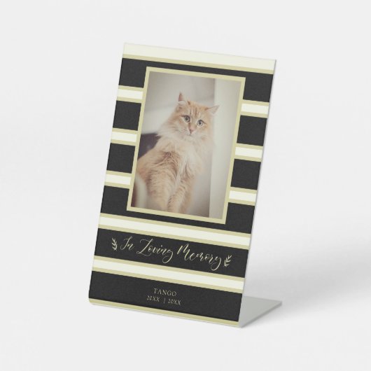 Memorial Pet Cat Dog Golden & Black Stripes Foto Reclamebord Met Voetstuk (Voorkant)