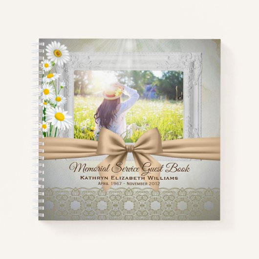Memorial Service Beige Bow Daisies Foto Guestbook Notitieboek (Voorkant)