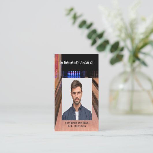 Memorial Service Invite Bowling Lane Bowler Visitekaartje (Staand voorkant)