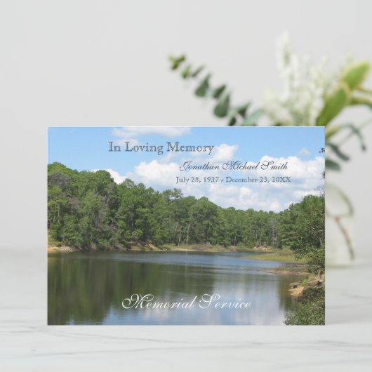 Memorial Service Lake Aankondiging (Staand voorkant)