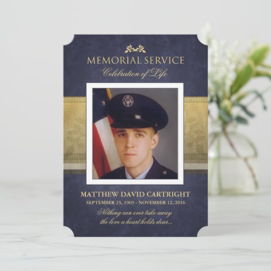 Memorial Service Navy Blue & Gold Elegance Invite Kaart (Staand voorkant)