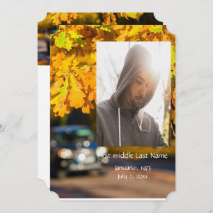 Memorial Service nodigt fall Leaves Road uit Kaart