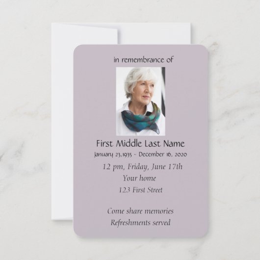 Memorial Service nodigt Maagd Maria uit om zich aa Kaart (Achterkant)