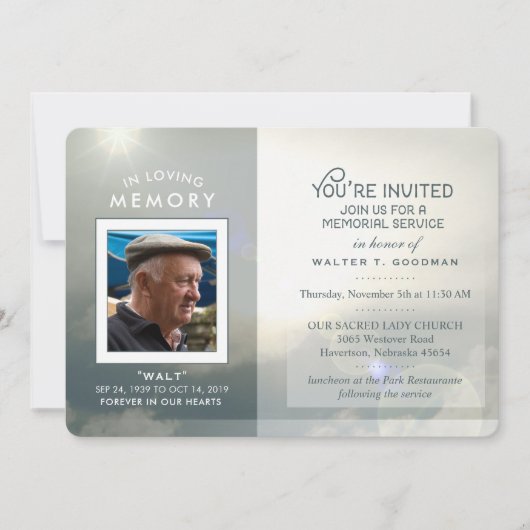Memorial Service nodigt Peaceful Clouds Blue White Kaart (Voorkant)
