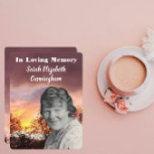 Memorial Service Rode zonsondergang met bomen Foto Programmakaart