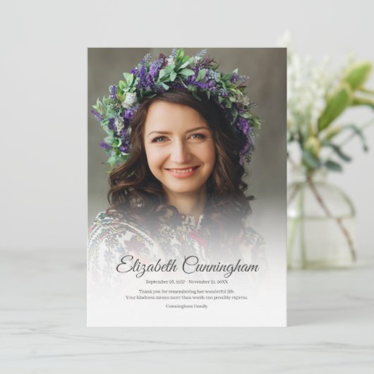 Memorial Simple Modern Classic Photo Bedankkaart (Staand voorkant)